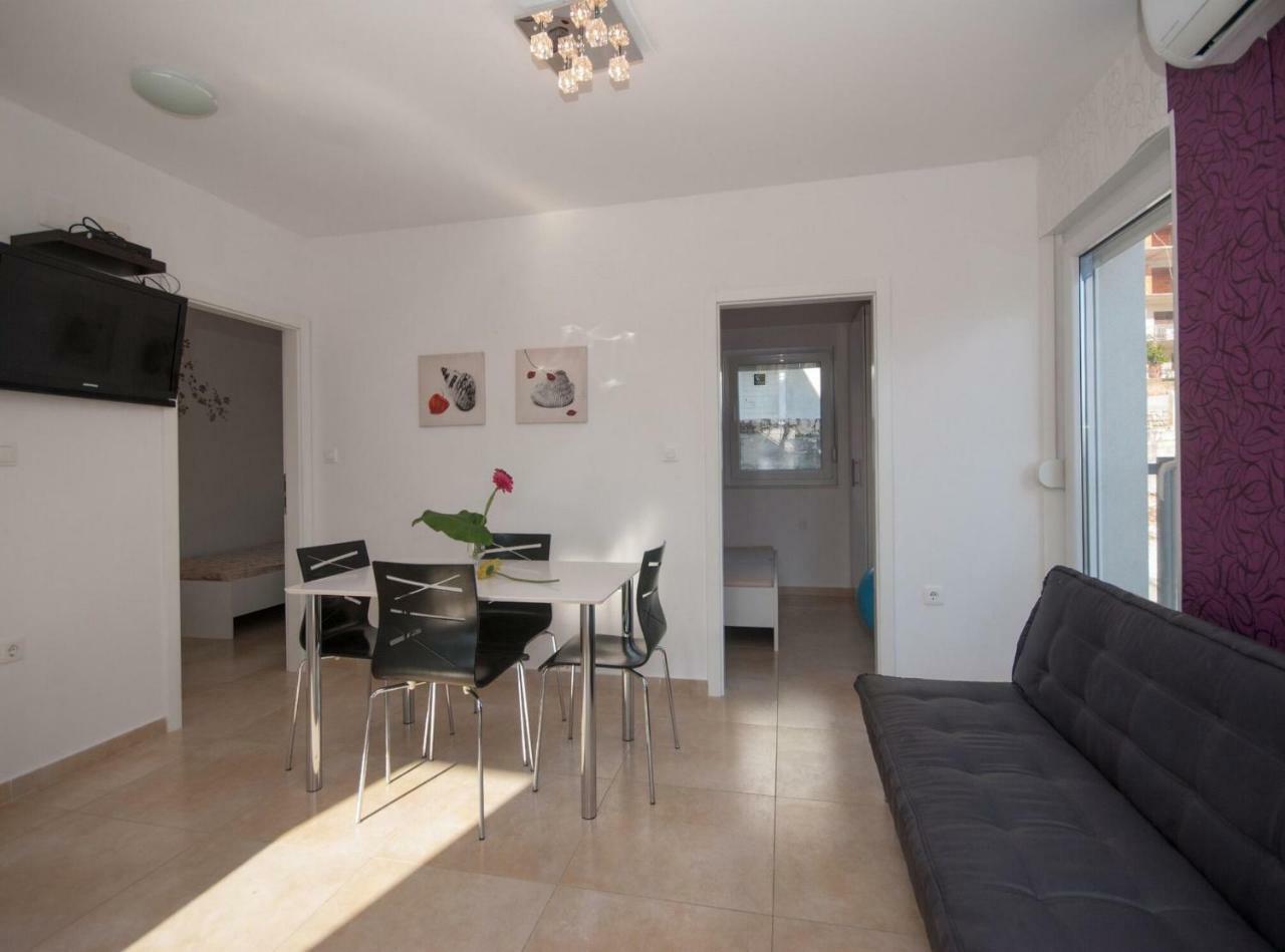 Apartment Adriatic - Saldun Трогір Екстер'єр фото